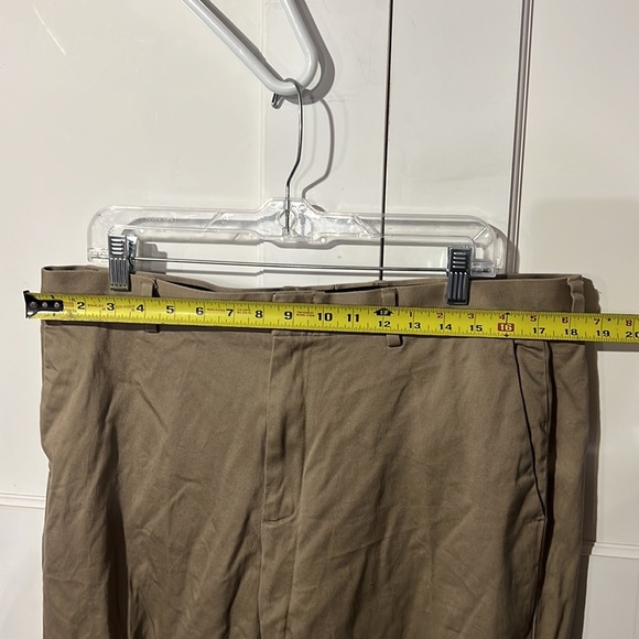 J. Crew LUDLOW Men's Classic Khakis W35 L32 - Picture 4 of 5